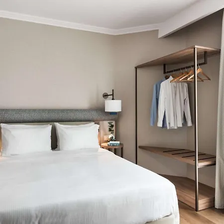 Tapestry By Hilton Ambasciatori Otel 4*