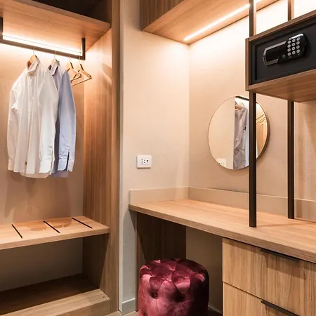 Otel Tapestry By Hilton Ambasciatori 4*